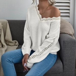 Contrast lace V-neck sweater